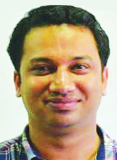 Dr. Muneeb M.